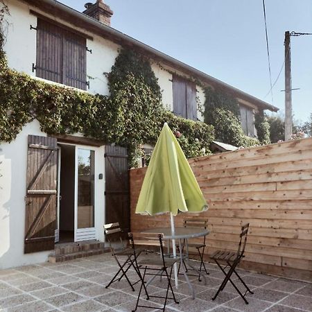 A Deux Pas De Cabourg ,Avec Une Belle Vue Sur La Campagne Normande.A Grangues Extérieur photo